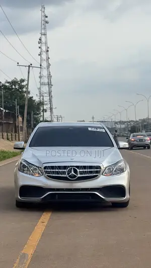 Mercedes-Benz E550 2014 Silver