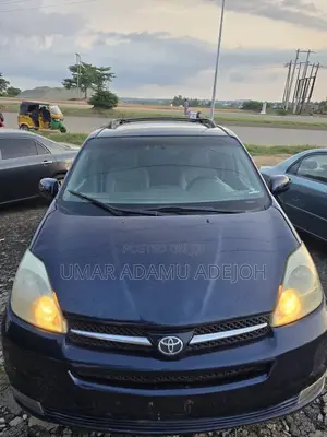 Toyota Sienna 2006 Blue