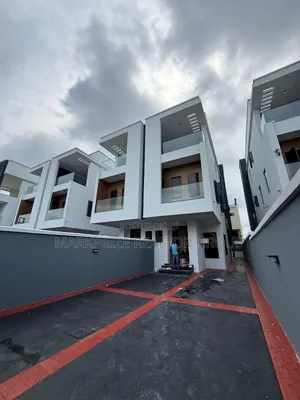 4bdrm Duplex in Ogudu Gra 1 Lagos for sale
