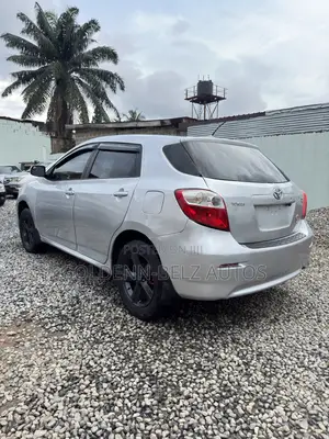 Toyota Matrix 2010 Silver