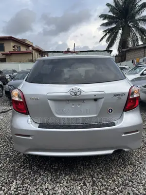 Toyota Matrix 2010 Silver