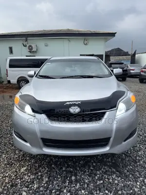 Toyota Matrix 2010 Silver