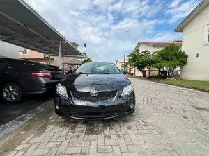 Toyota Corolla 2010 Black
