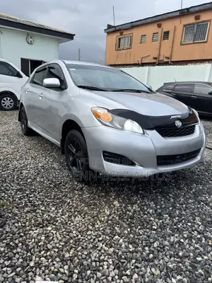 Toyota Matrix 2010 Silver
