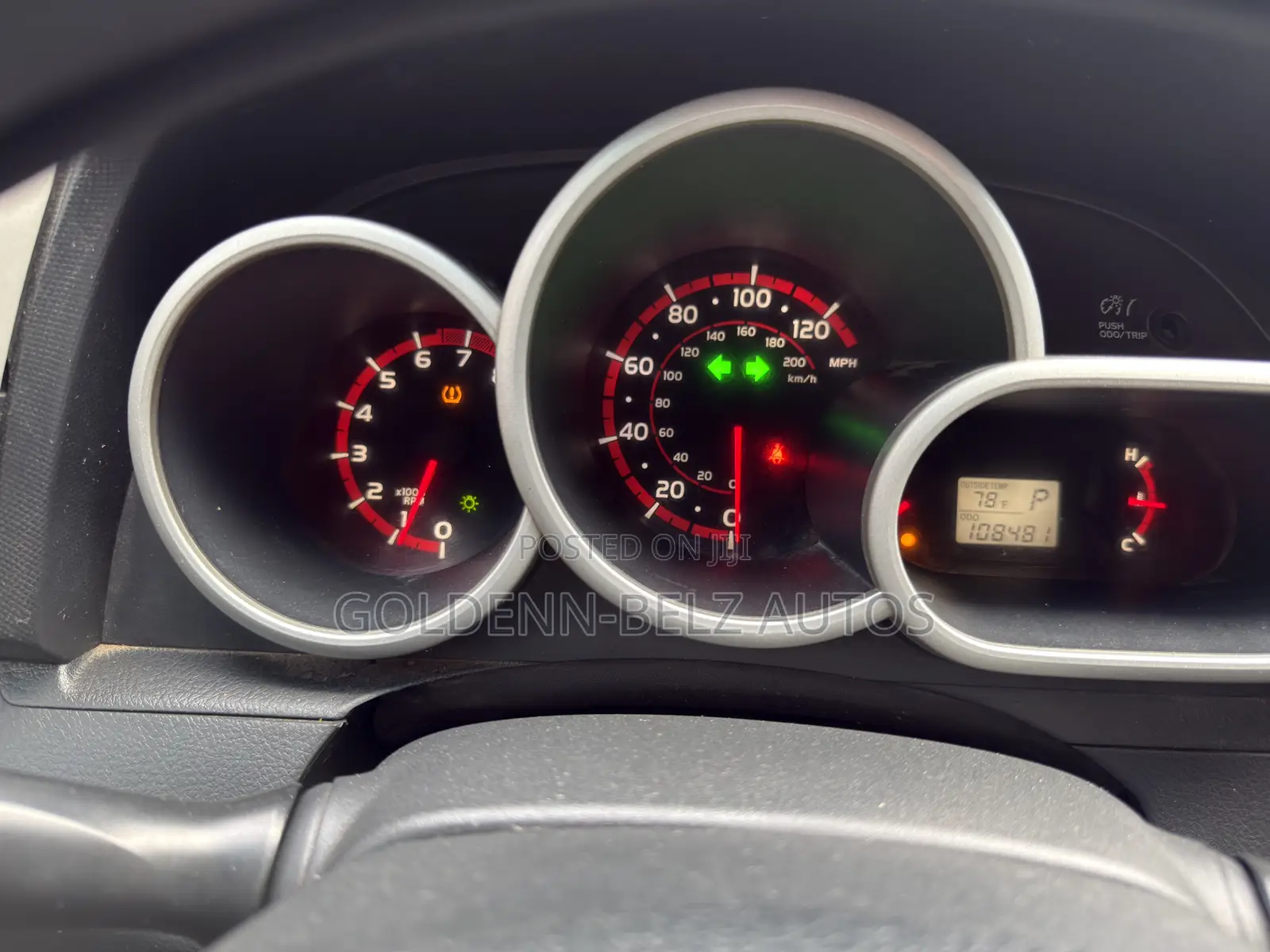 Toyota Matrix 2010 Silver