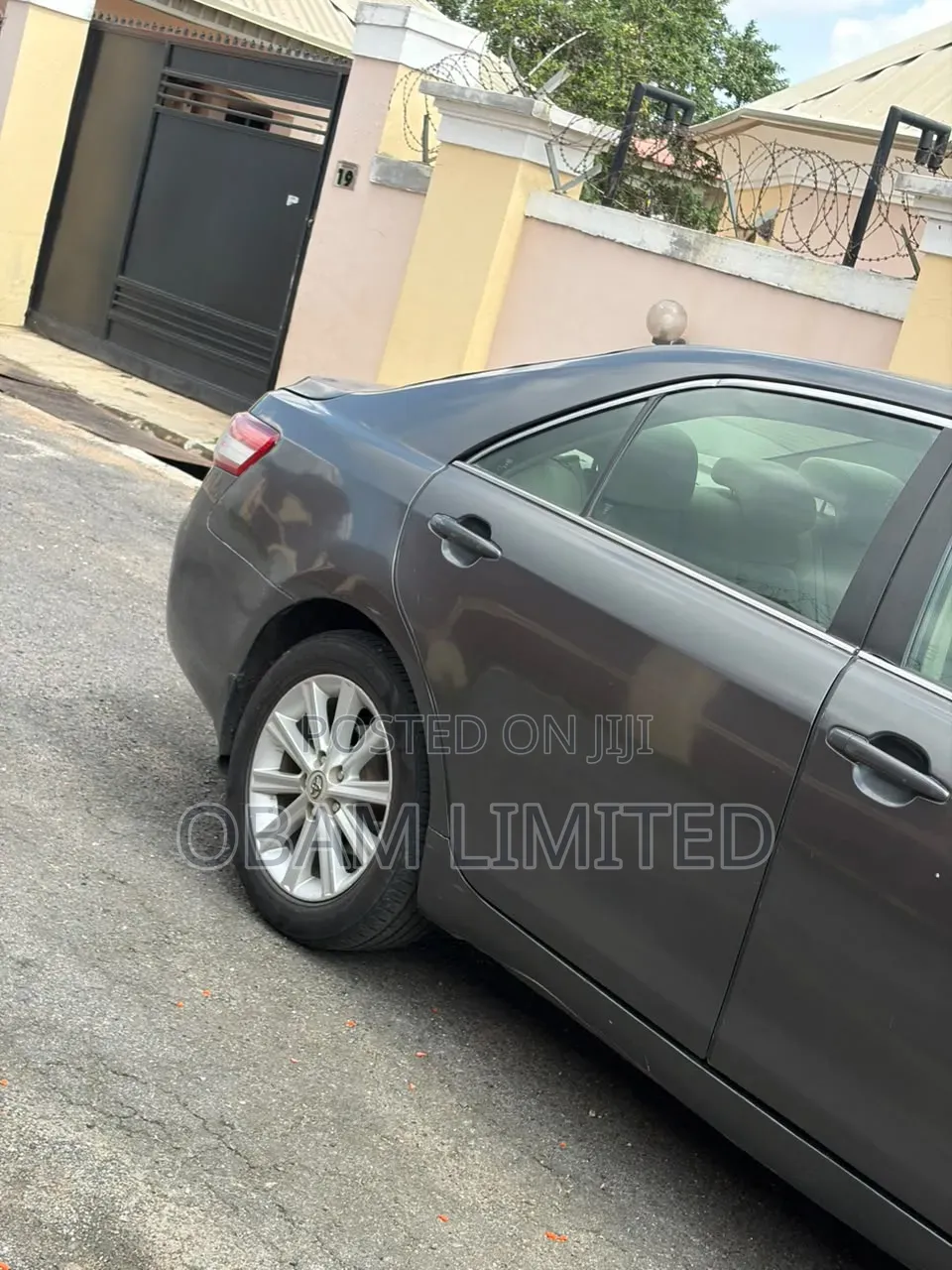 Toyota Camry 2010 Gray