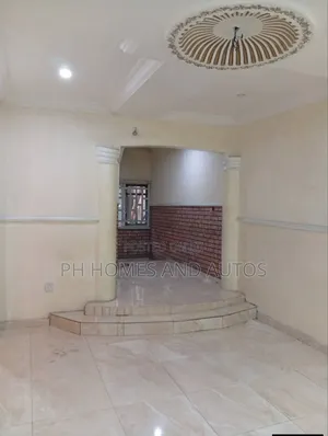 3bdrm Duplex in Peter Odili Road, Trans Amadi for rent