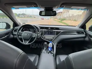 Toyota Camry XSE (2.5L 4cyl 8A) 2019 Red