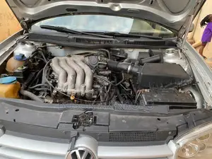 Volkswagen Golf 1.6 Comfortline 2005 Silver