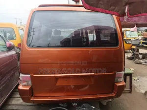 Volkswagen Transporter 2000 Red