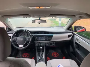Toyota Corolla 2015 Red
