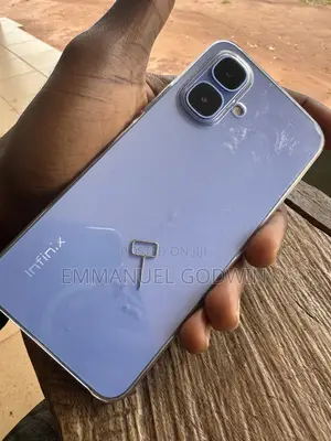 Infinix Smart 10 64 GB Blue