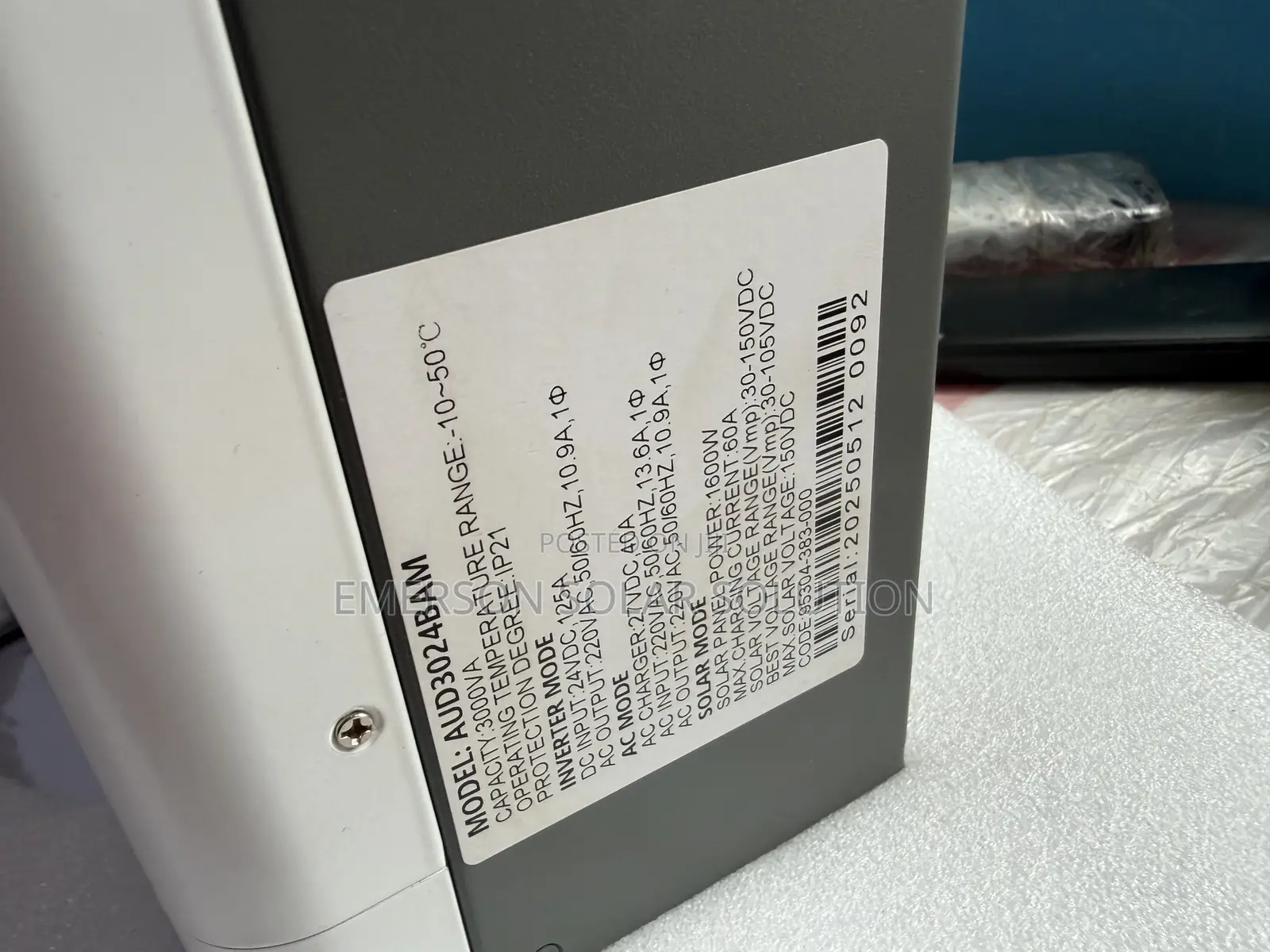 3kva 24v Hybrid Inverter and One