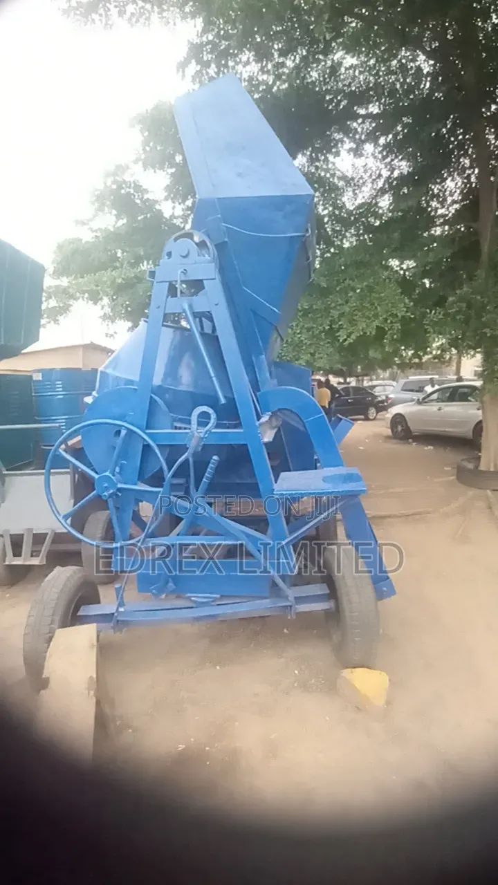 Crane Mixer