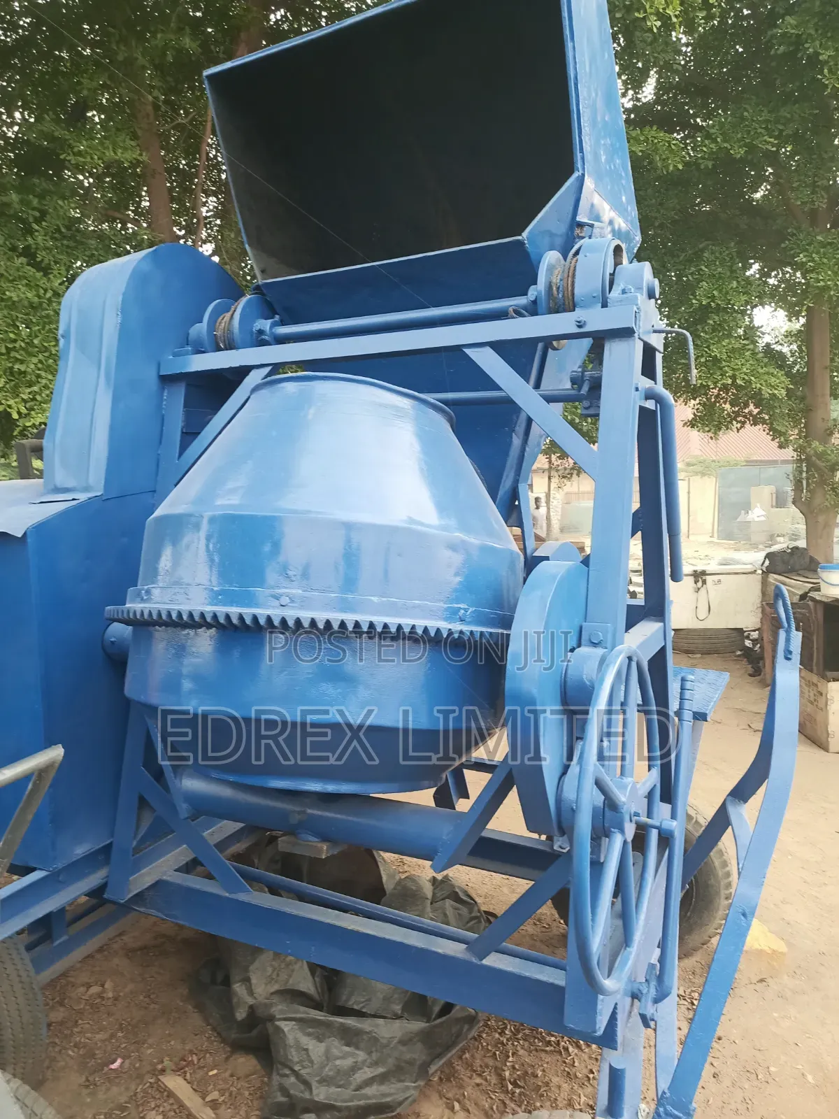 Crane Mixer