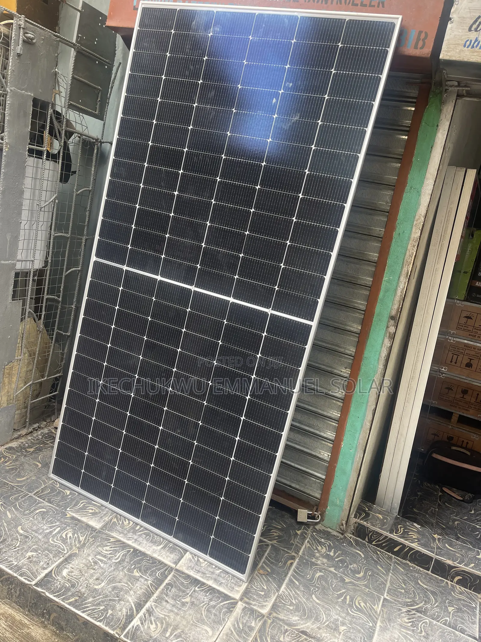 650watts Jinko Panels Much Available