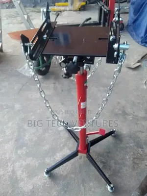 Heavy-Duty 500 Kg Capacity Hydraulic Transmission Jack Features a Full