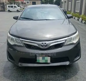 Toyota Camry 2015 Gray