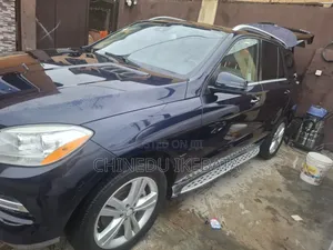 Mercedes-Benz M Class 2013 Blue