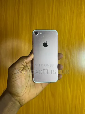 Apple iPhone 7 128 GB Pink