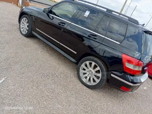 Mercedes-Benz GLK-Class 2010 Black