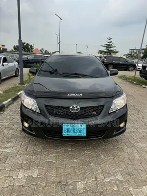 Toyota Corolla 2010 Black