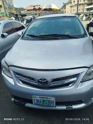 Toyota Corolla 2012 Silver