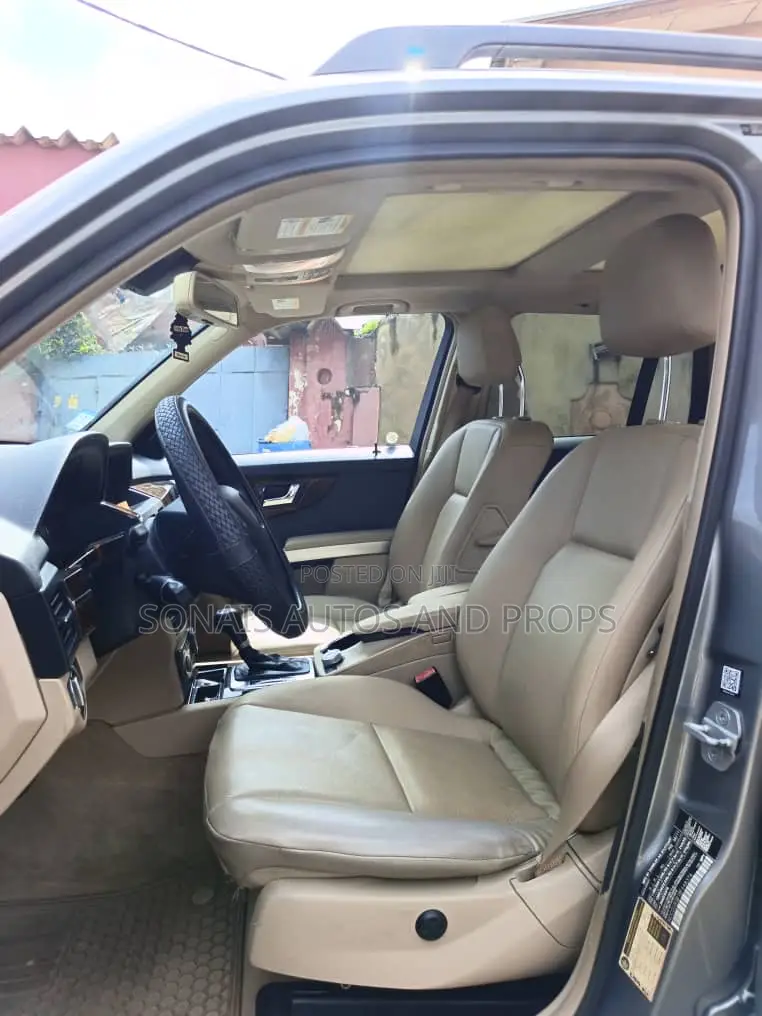 Mercedes-Benz M Class 2012 Silver
