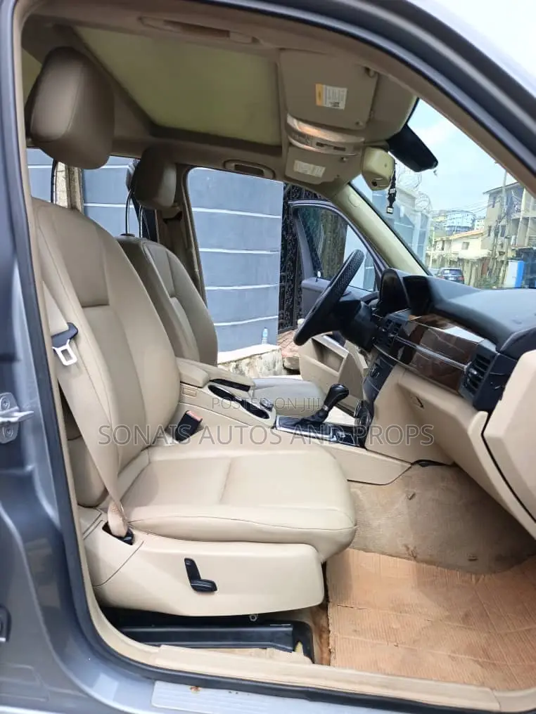 Mercedes-Benz M Class 2012 Silver