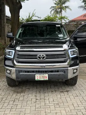 Toyota Tundra 2015 Black