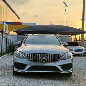 Mercedes-Benz C400 4Matic AWD Sedan (3.0L V6 7A) 2015 Gray