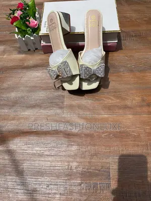 Female Luxury Low Heel Slippers