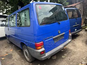 Volkswagen Transporter 2004 Blue