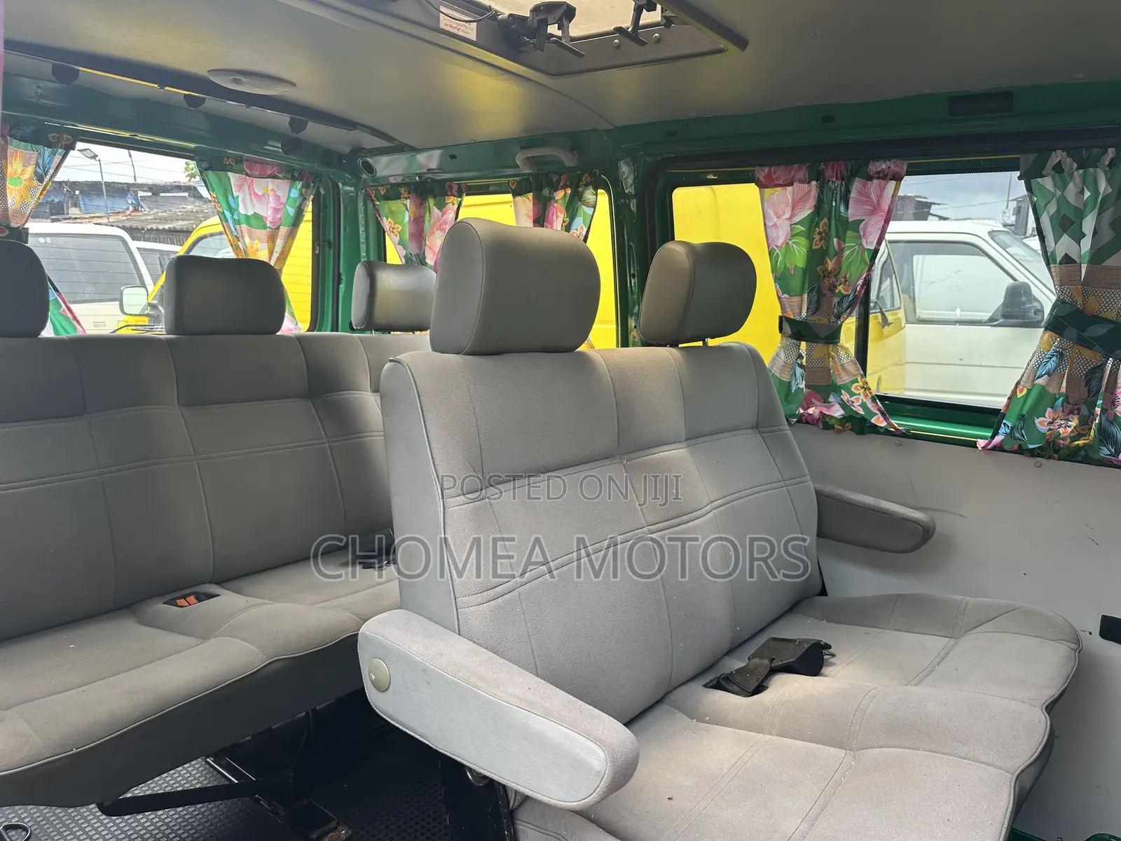 Volkswagen Transporter 2005 Green