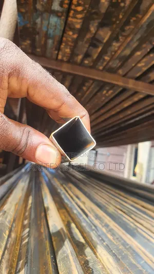 25x25x1mm or 1x1x1mm