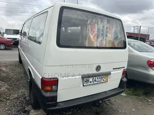 Volkswagen Transporter 2006 White