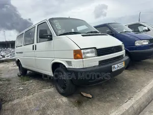 Volkswagen Transporter 2006 White