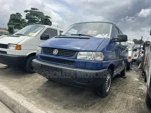 Volkswagen Transporter 2006 Blue