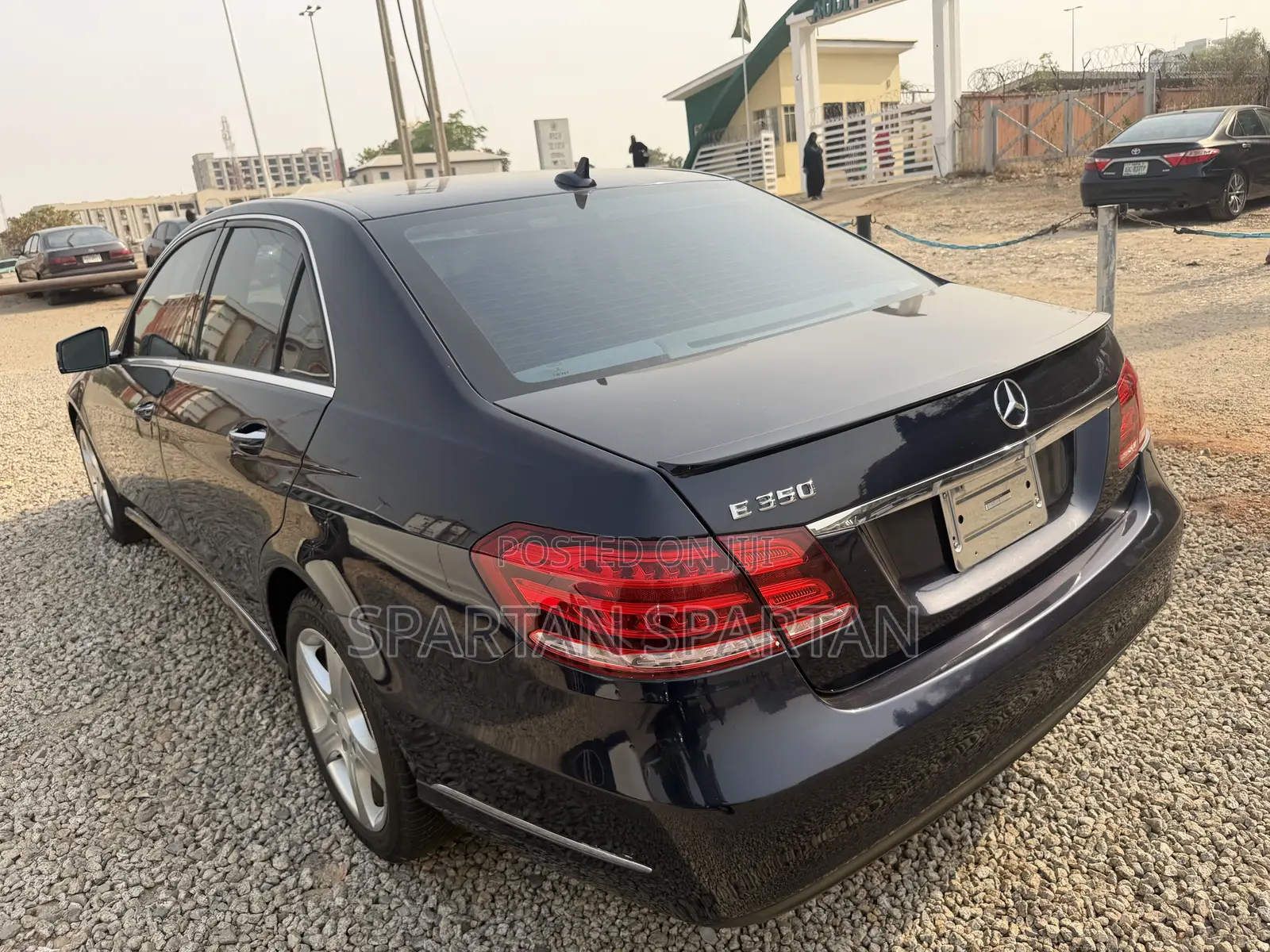 Mercedes-Benz E350 2014 Blue