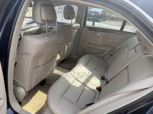 Mercedes-Benz E350 2014 Blue