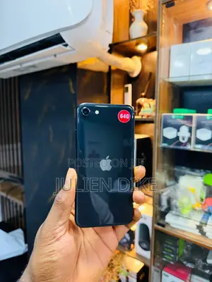 Apple iPhone SE (2022) 64 GB Black