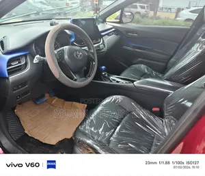 Toyota C-HR 2019 Red