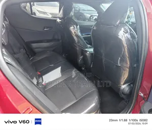 Toyota C-HR 2019 Red