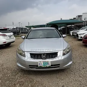 Honda Accord 2009 Silver