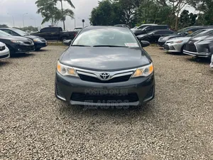 Toyota Camry 2014 Gray