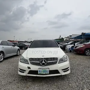 Mercedes-Benz C300 2012 White