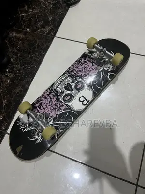 Skateboard