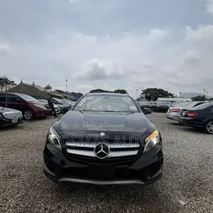 Mercedes-Benz GLA 250 2015 Black