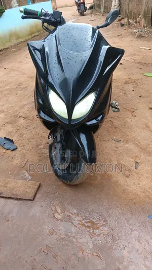 Yamaha Majesty 2006 Black