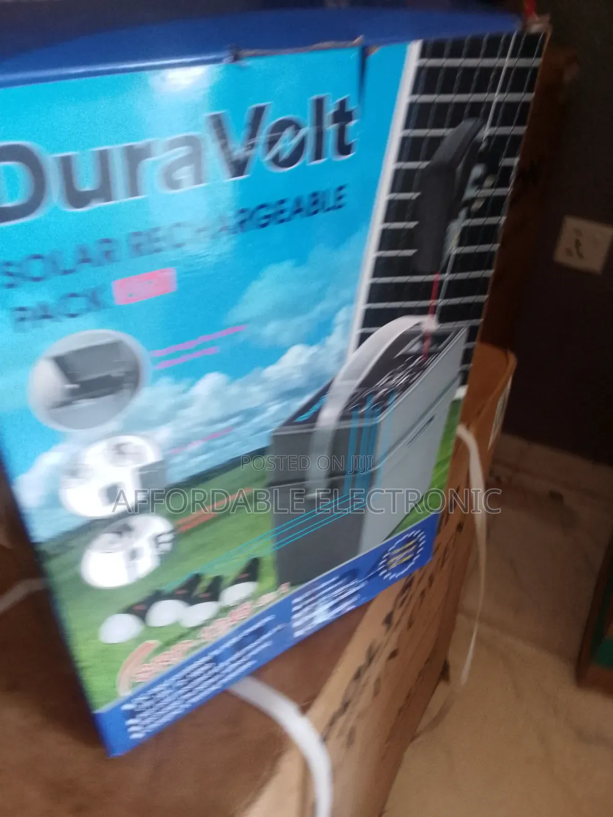Duravolt 4 in 1 Solar Rechargeable Pack+ 4 Bulbs